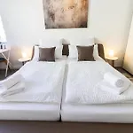 Διαμέρισμα 3 Fuer 6 Gaeste List Nahe Messe