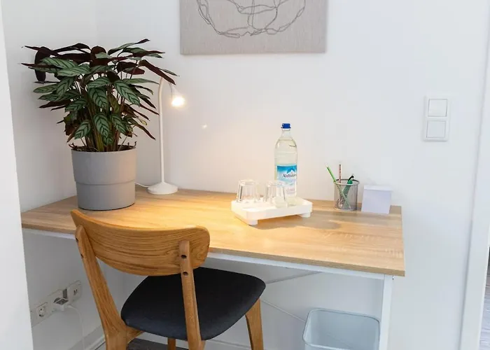 81Qm Wohnung Fuer 6 Gaeste - 3 Zimmer Hannover List Nahe Messe & Zentrum *