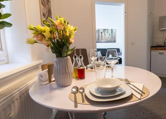 81qm Fuer 6 Gaeste - 3 List Nahe Messe & Zentrum Apartman Hannover