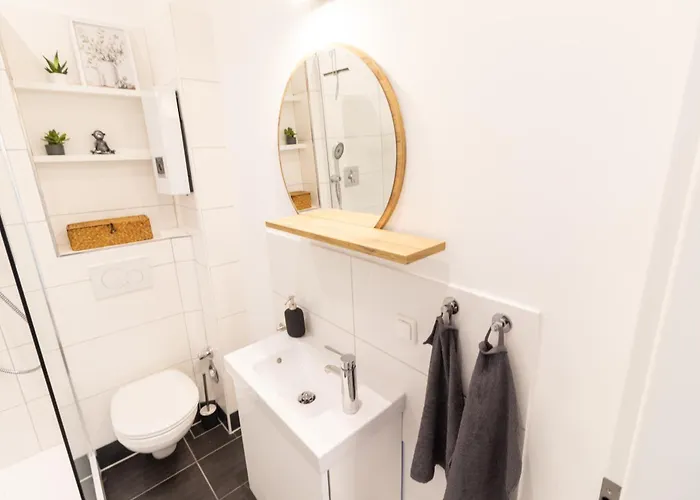 Apartman 81qm Fuer 6 Gaeste - 3 List Nahe Messe & Zentrum